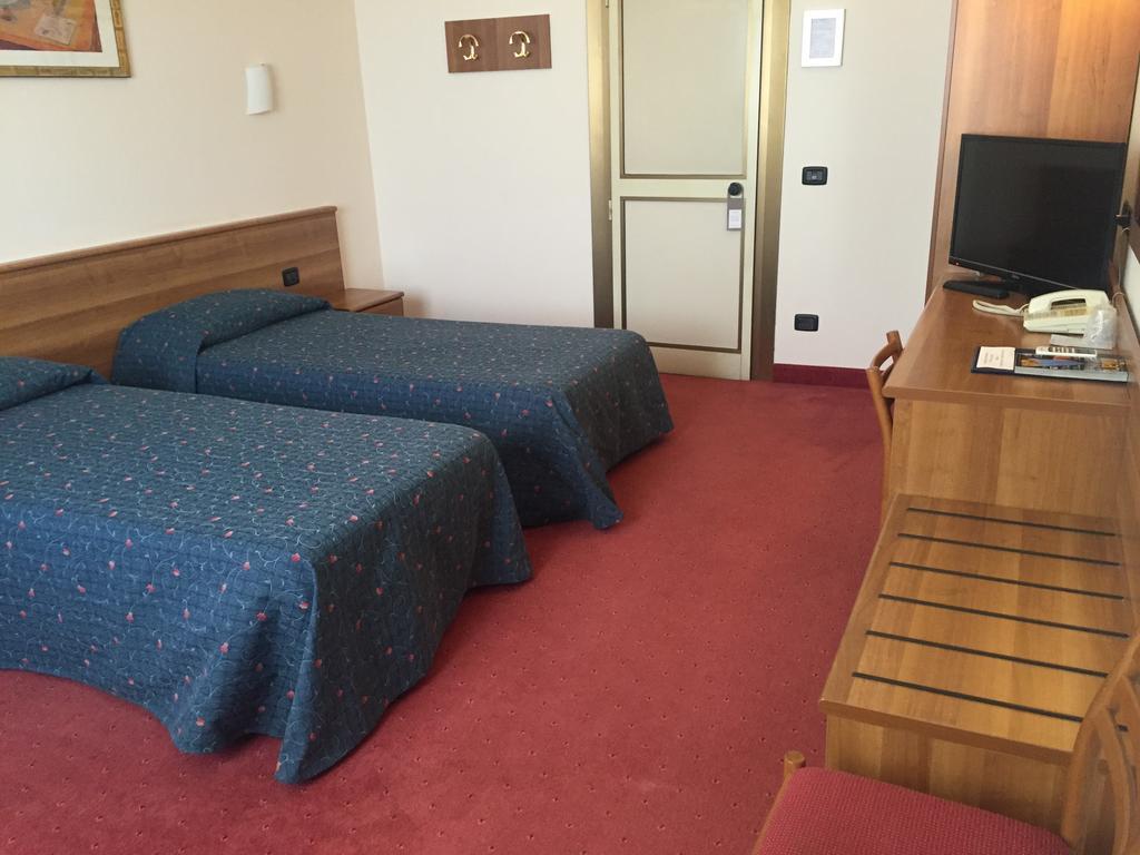 Hotel Arcobaleno Vimodrone Luaran gambar